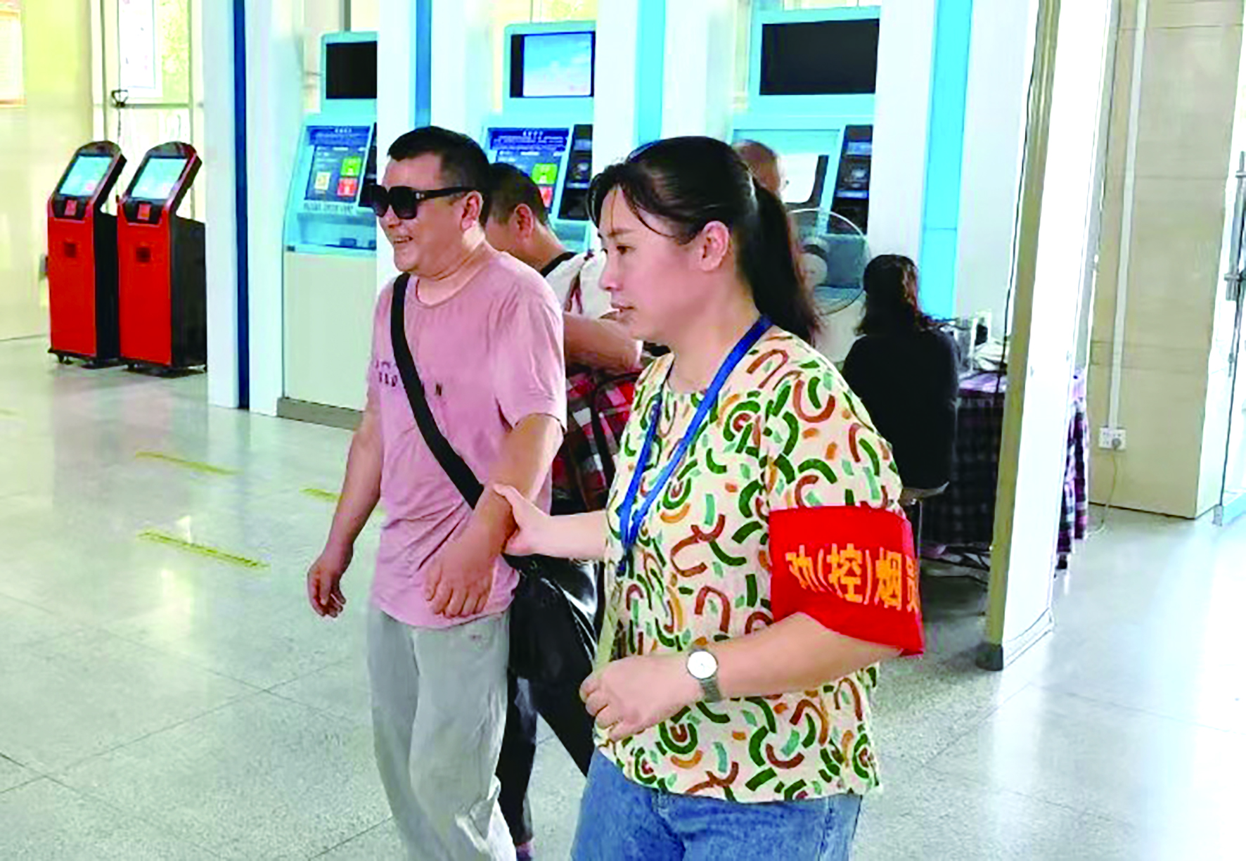 立足平凡崗位 彰顯黨員風采 ——記集團公司優(yōu)秀共產(chǎn)黨員、邵陽汽車北站副站長謝偉 田華柱 姚志剛